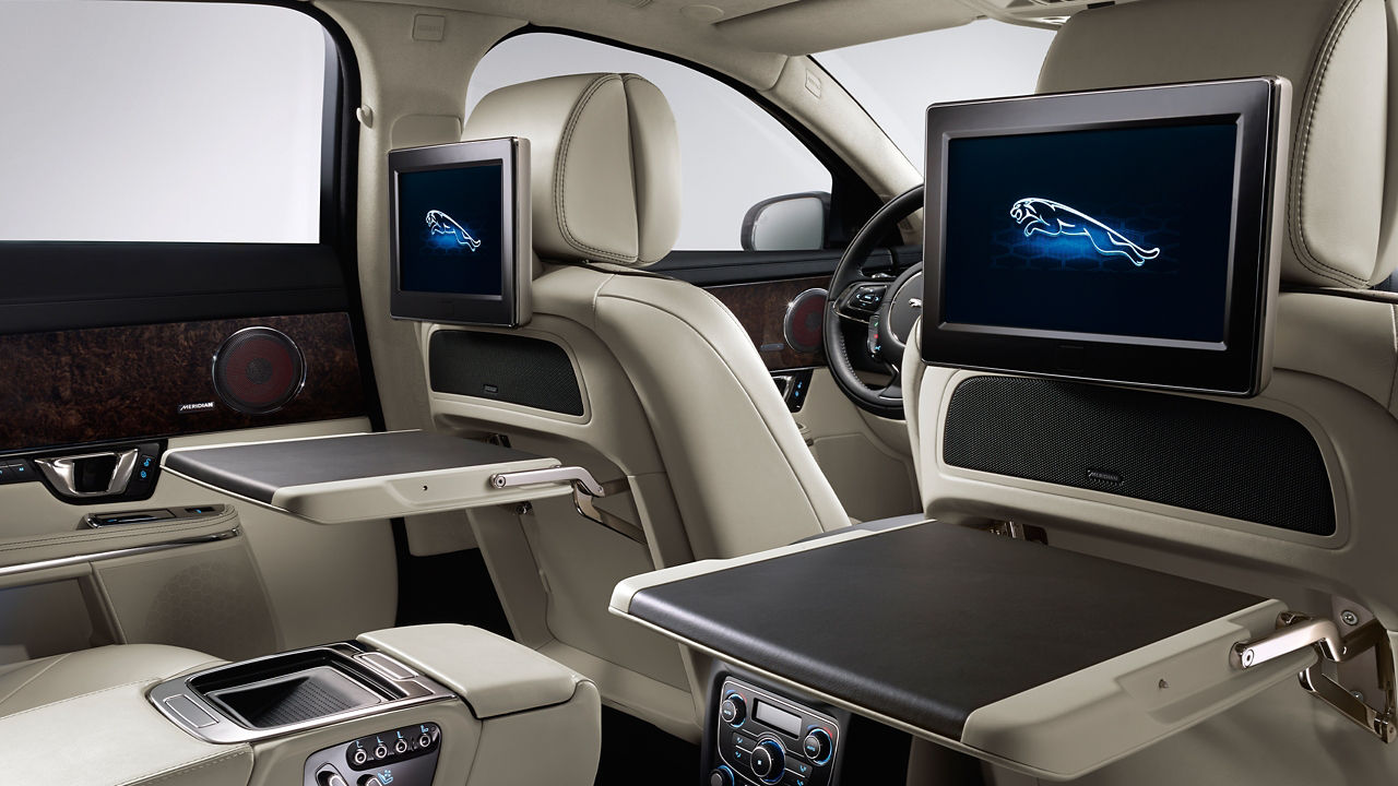 XJ interior 